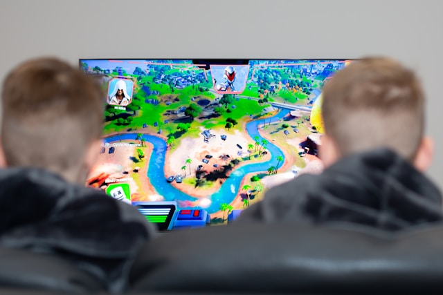 Mobile Nights: Exploring Live Spins and Social Plays at Chicken Road Fortune